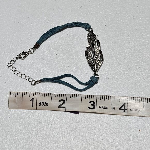 Bono Feather Charm String Bracelet Silver Tone Nature Fashion Jewelry Women - Picture 5 of 5